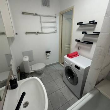 Сдается 1-комнатная квартира, 39 м²