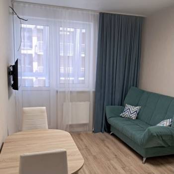 Сдается 1-комнатная квартира, 40 м²