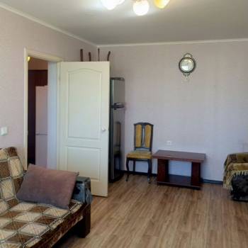 Сдается 1-комнатная квартира, 42 м²