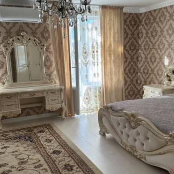 Продается 2-х комнатная квартира, 79 м²