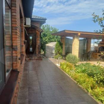 Продается Дом, 204 м²