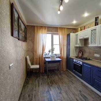 Продается 3-х комнатная квартира, 63 м²