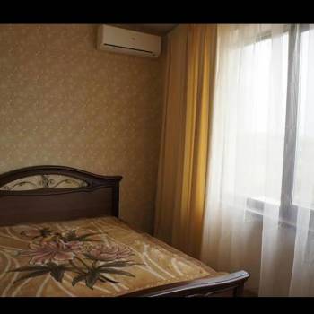 Продается 1-комнатная квартира, 50 м²