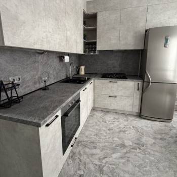 Сдается 1-комнатная квартира, 42,7 м²