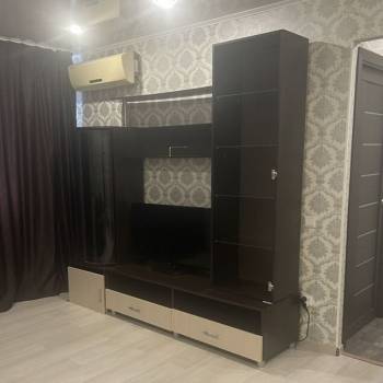 Сдается 1-комнатная квартира, 340 м²