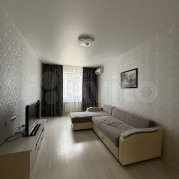 Сдается 1-комнатная квартира, 46,6 м²