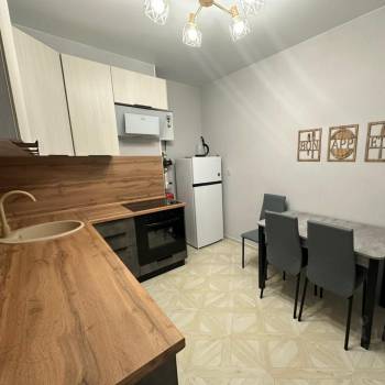 Сдается 1-комнатная квартира, 45,5 м²