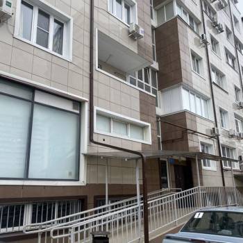 Сдается 1-комнатная квартира, 42 м²