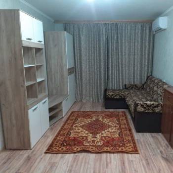 Сдается 1-комнатная квартира, 38 м²