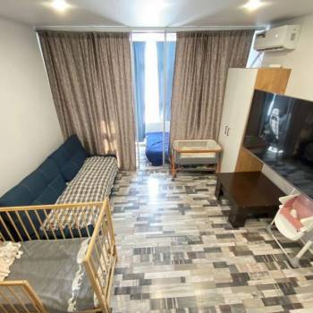 Продается 1-комнатная квартира, 28 м²