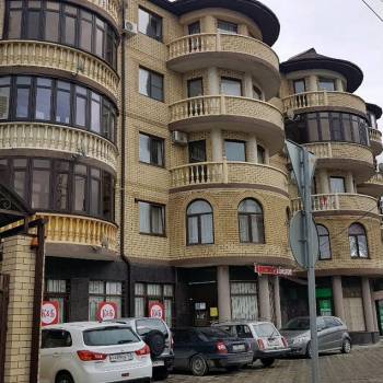 Сдается 1-комнатная квартира, 72 м²