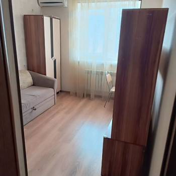 Продается 1-комнатная квартира, 36 м²