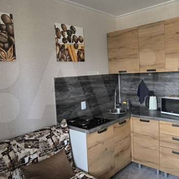 Сдается 1-комнатная квартира, 43 м²