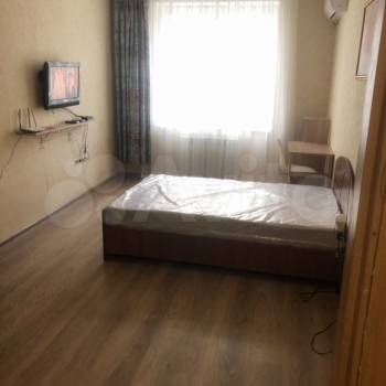 Сдается 1-комнатная квартира, 43 м²