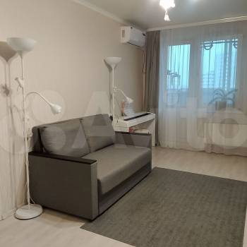 Продается 1-комнатная квартира, 34,7 м²