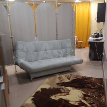 Продается 1-комнатная квартира, 42 м²