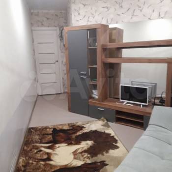 Продается 1-комнатная квартира, 42 м²