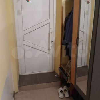 Продается 1-комнатная квартира, 42 м²