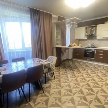 Продается 3-х комнатная квартира, 90,2 м²