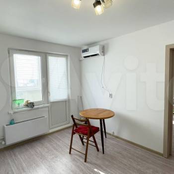 Продается 1-комнатная квартира, 32 м²