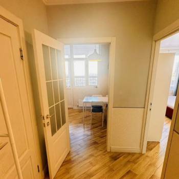 Сдается 2-х комнатная квартира, 75 м²