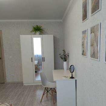 Сдается Многокомнатная квартира, 90 м²