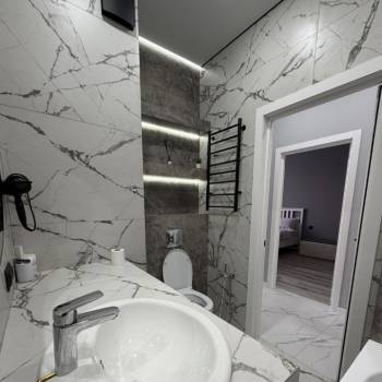 Продается 1-комнатная квартира, 36 м²