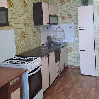 Сдается Многокомнатная квартира, 78 м²
