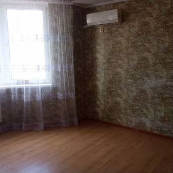 Продается 1-комнатная квартира, 43 м²