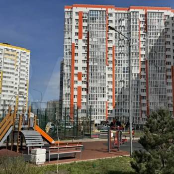 Продается 1-комнатная квартира, 40 м²