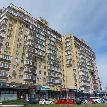 Сдается 1-комнатная квартира, 42 м²