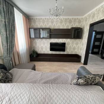 Сдается 2-х комнатная квартира, 73 м²