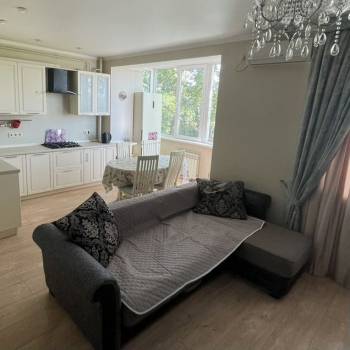 Сдается 2-х комнатная квартира, 73 м²