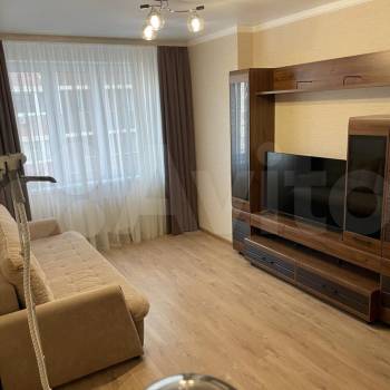 Продается 1-комнатная квартира, 44 м²
