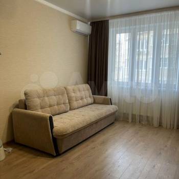 Продается 1-комнатная квартира, 44 м²