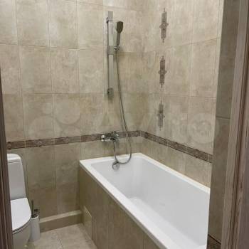 Продается 1-комнатная квартира, 44 м²