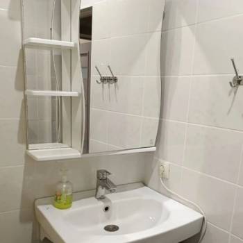 Сдается 1-комнатная квартира, 42 м²