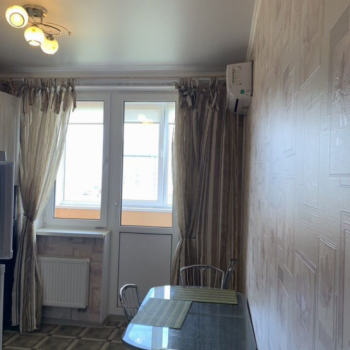 Сдается 1-комнатная квартира, 37 м²