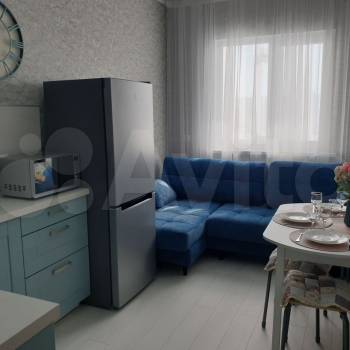 Сдается 1-комнатная квартира, 49,7 м²
