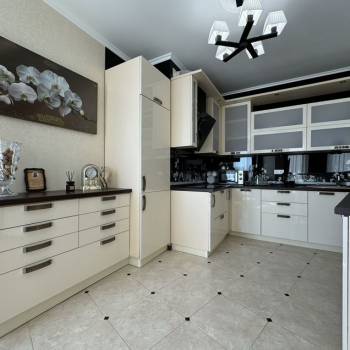 Продается 2-х комнатная квартира, 61,2 м²