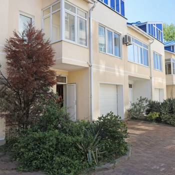 Сдается Дом, 200 м²