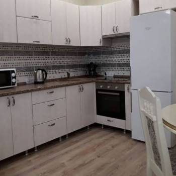 Сдается 1-комнатная квартира, 50 м²
