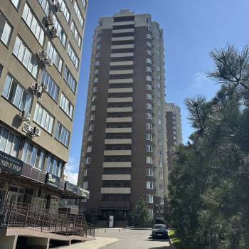 Продается 1-комнатная квартира, 45 м²