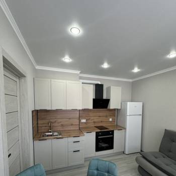 Продается 1-комнатная квартира, 45 м²