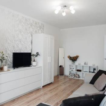 Продается 1-комнатная квартира, 34 м²