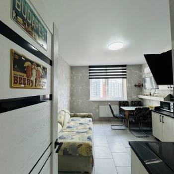 Сдается 1-комнатная квартира, 42 м²