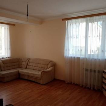 Сдается 2-х комнатная квартира, 65 м²