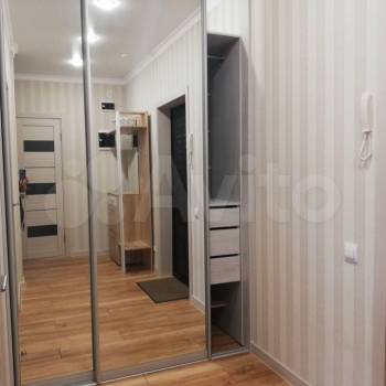 Продается 1-комнатная квартира, 40 м²