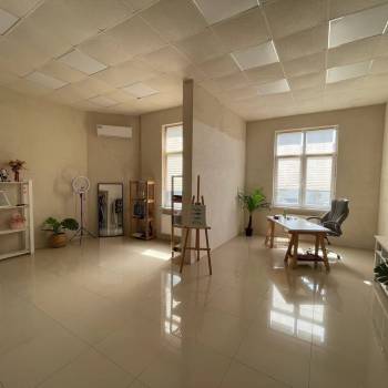 Сдается Нежилое помещение, 289 м²