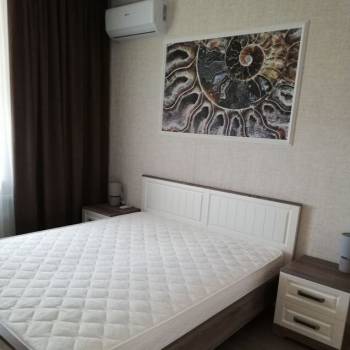 Продается 1-комнатная квартира, 35 м²
